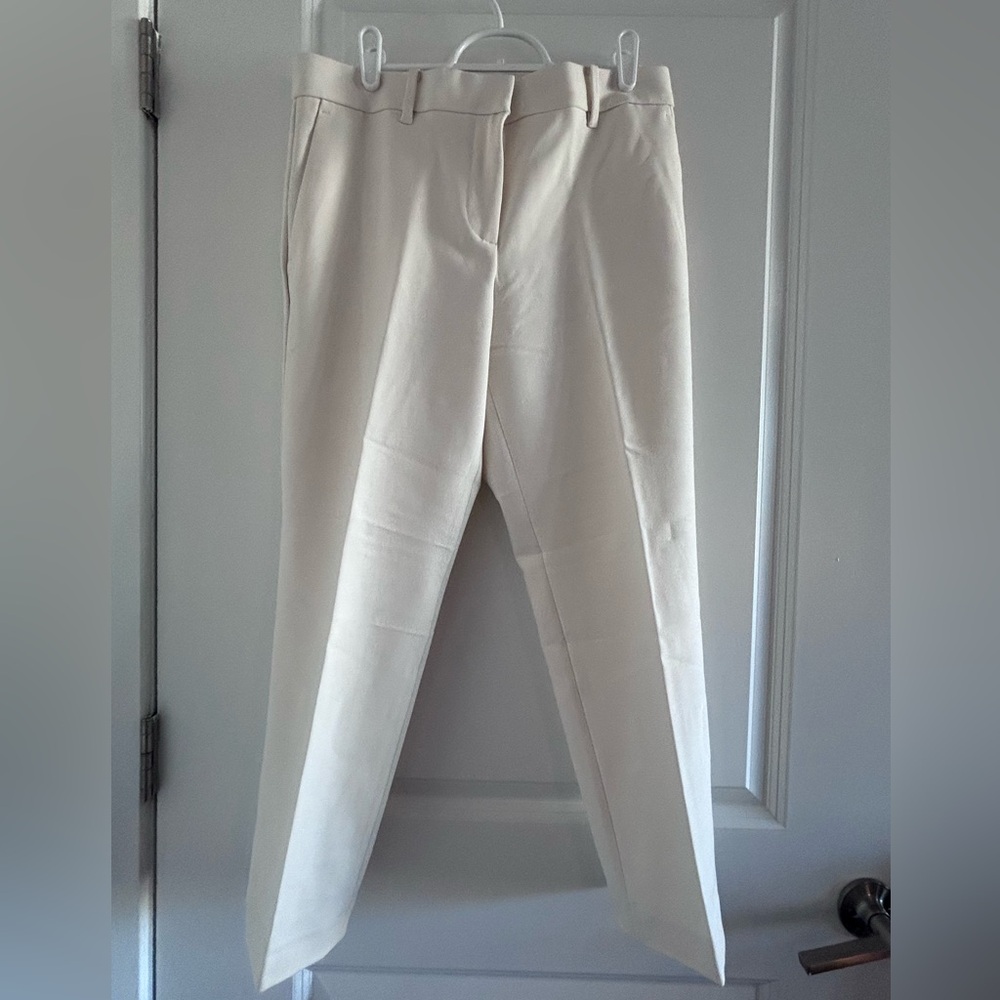 ANN TAYLOR • Cream/Off White “The Ankle” Pant • 8P